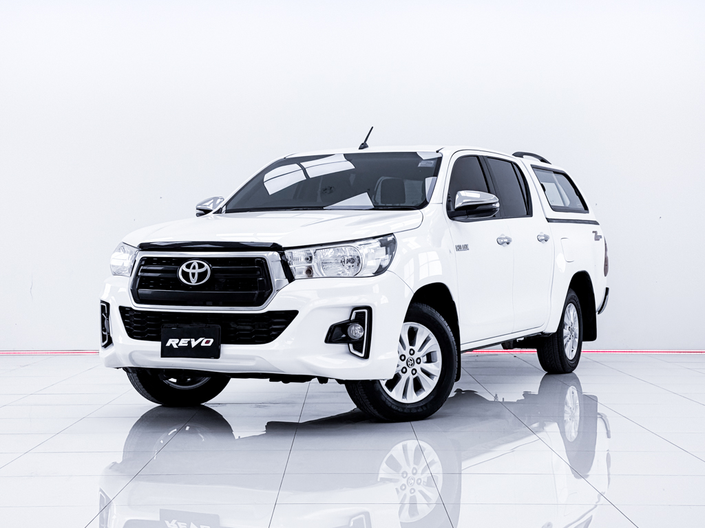 2020 TOYOTA HILUX REVO