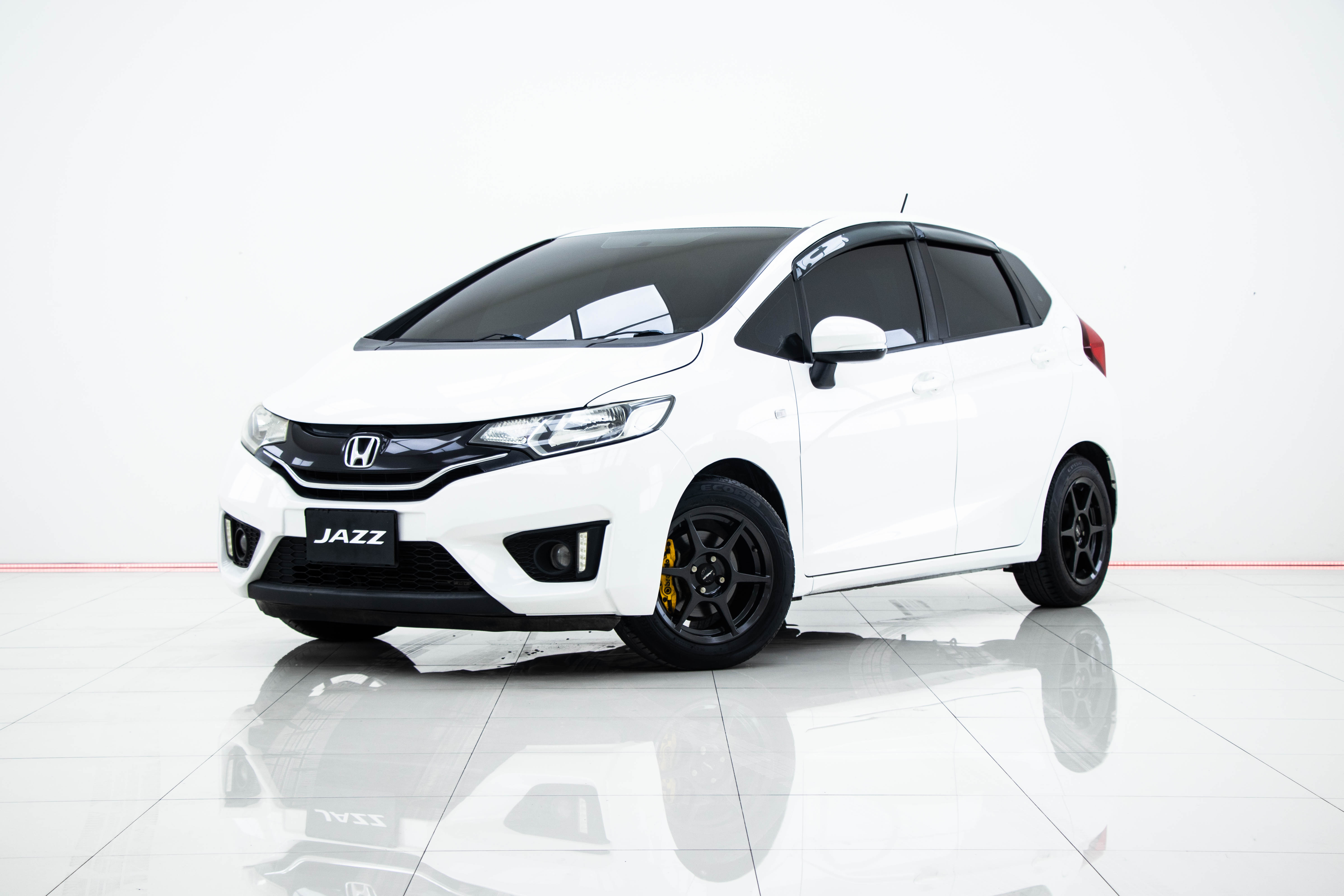 2015 HONDA JAZZ