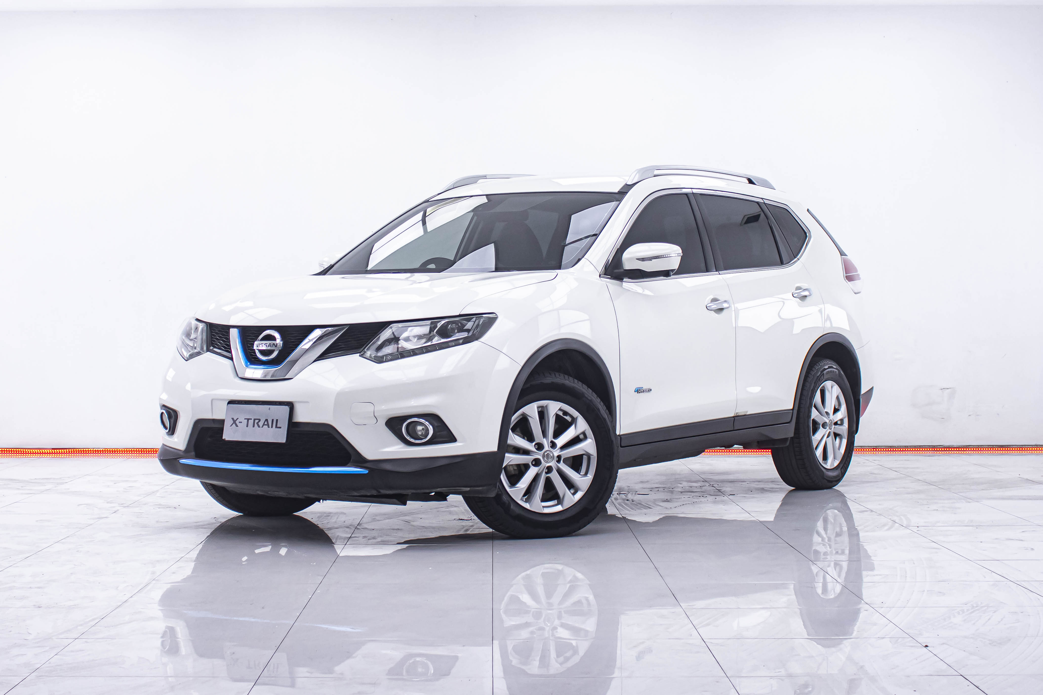 2017 NISSAN X-TRAIL