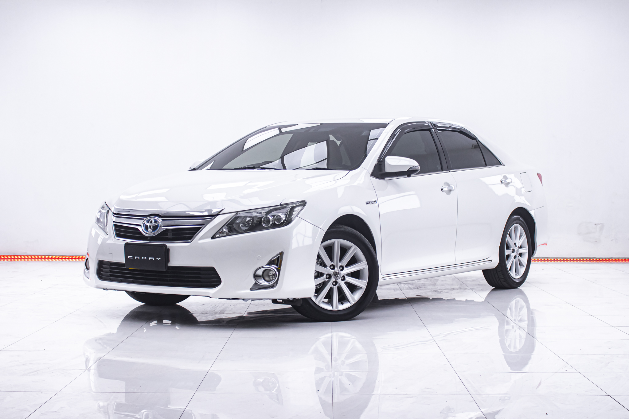 2013 TOYOTA CAMRY