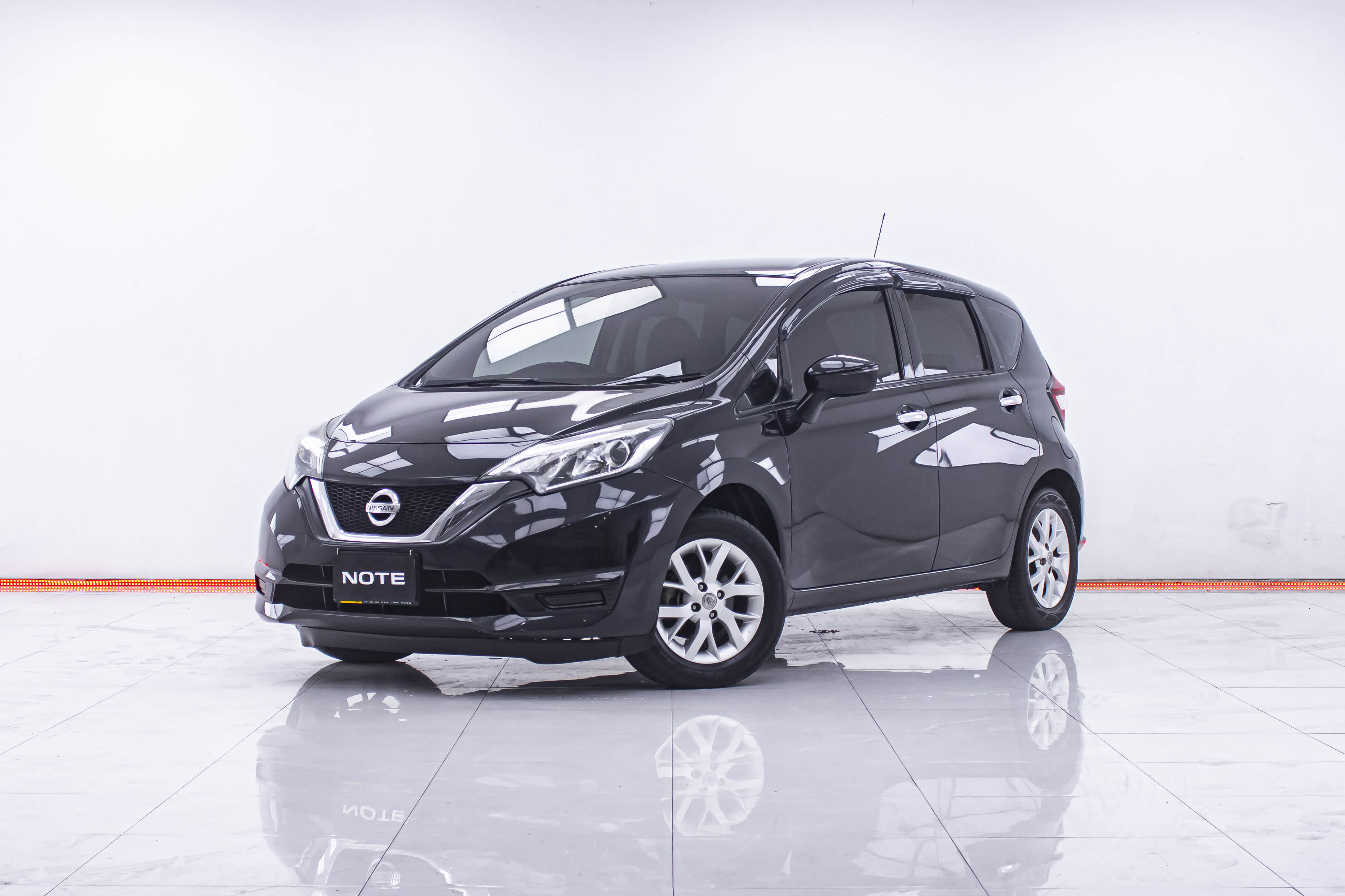 2018 NISSAN NOTE